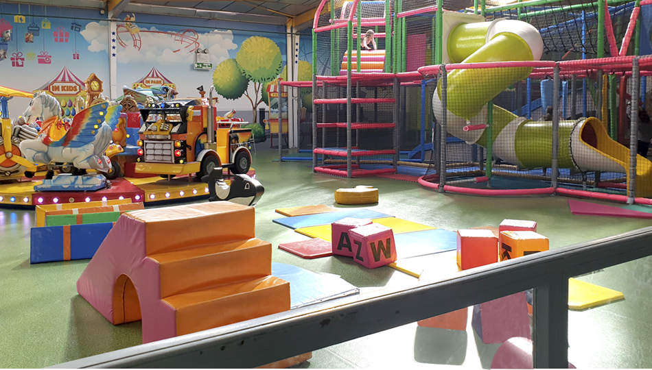 in-park-structure-enfants